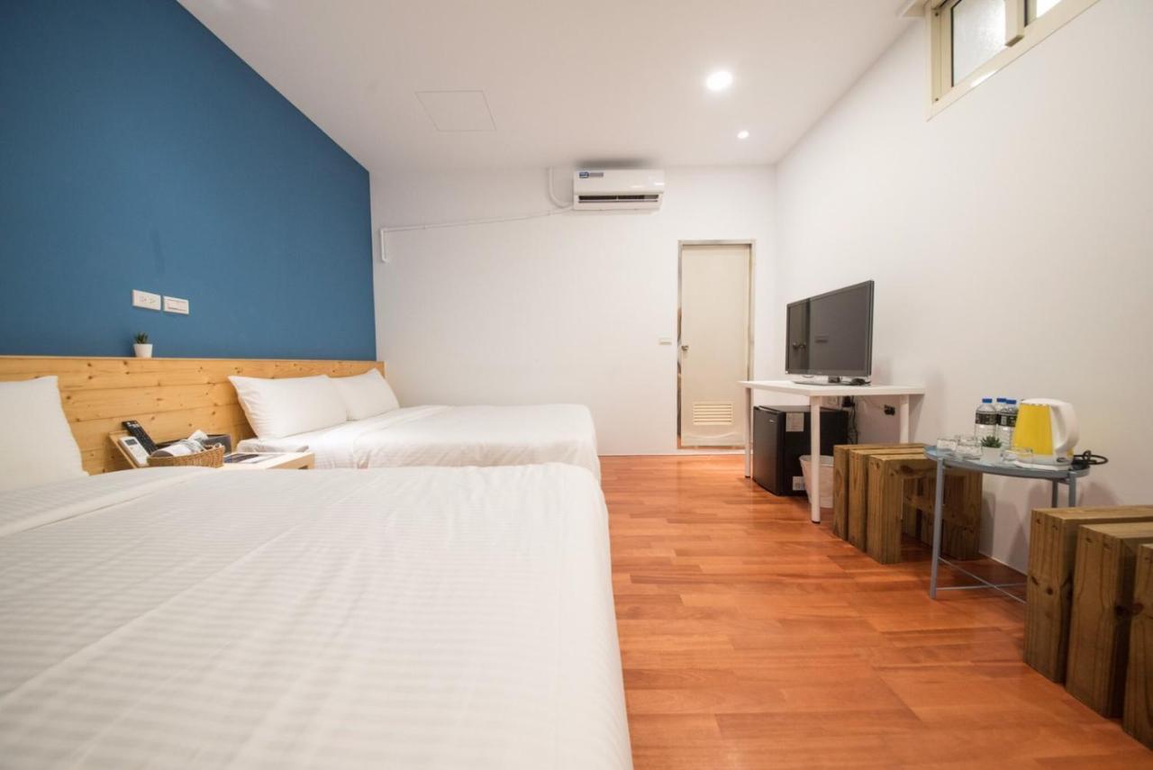 Deer Traveler Hostel Yuchi Exterior foto